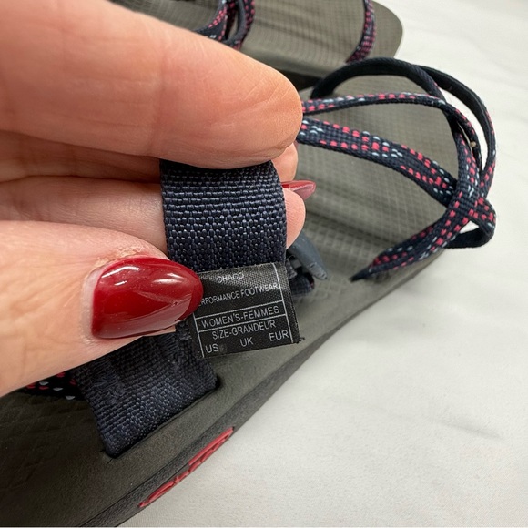 Chaco sandal size 9 - Picture 6 of 7